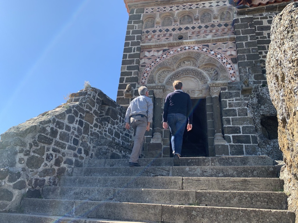 visites libres ou guidées du Rocher Saint-Michel